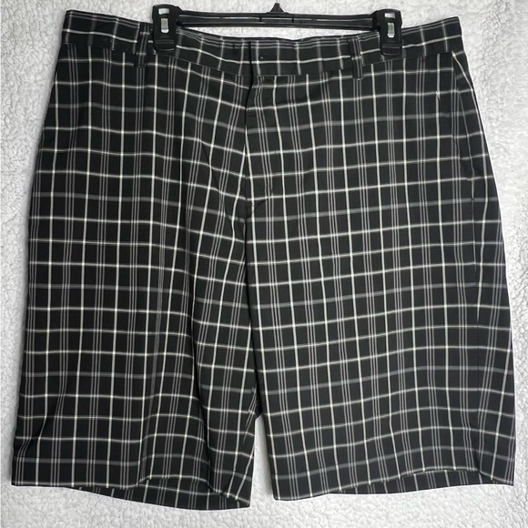 Adidas Other - Adidas Golf Shorts Mens Size 38 Black Plaid Flat Front Golf/Chino Shorts